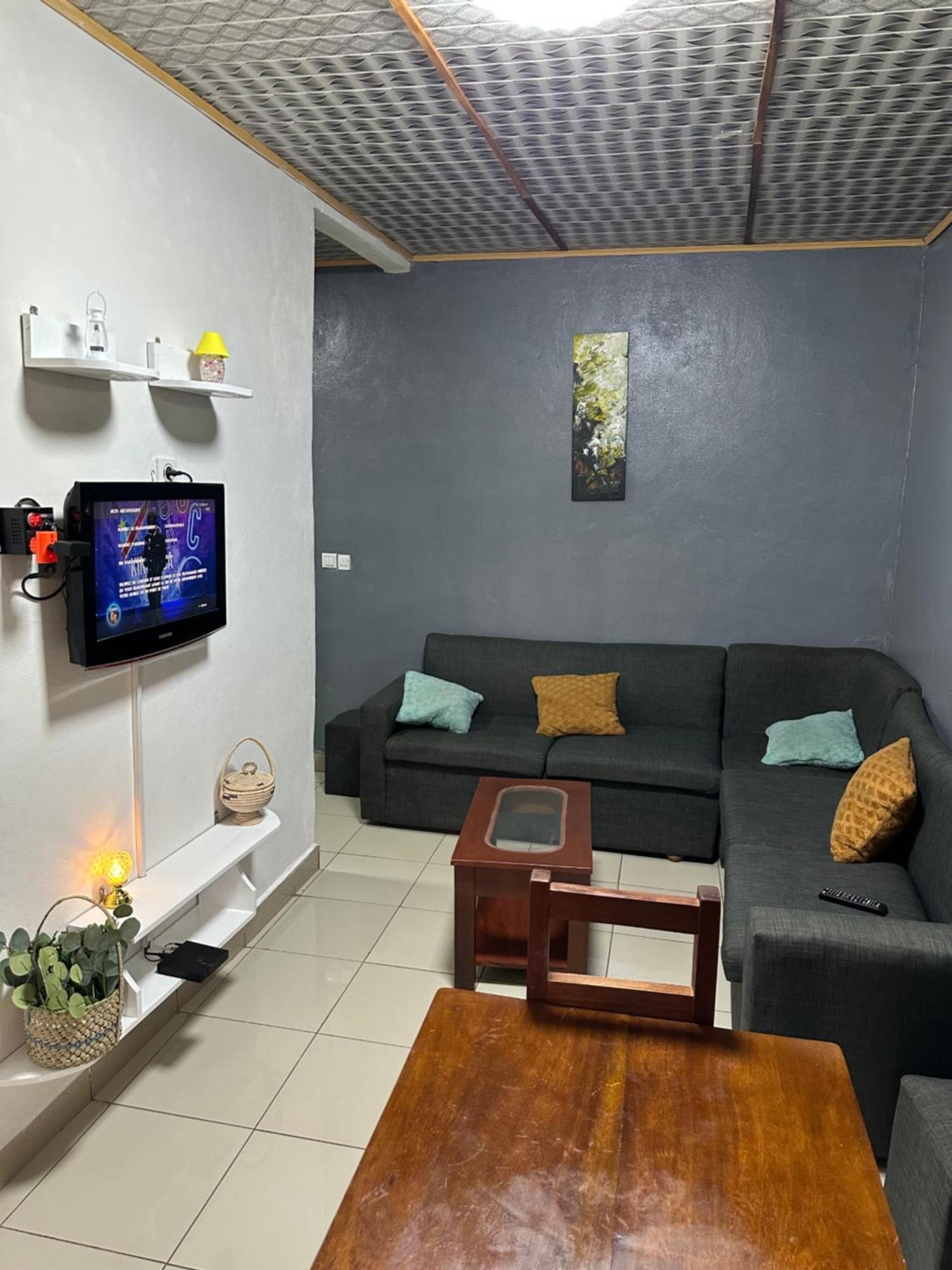 Les Logis De Nouvelle Route Bastos Apartment Yaoundé Exterior foto